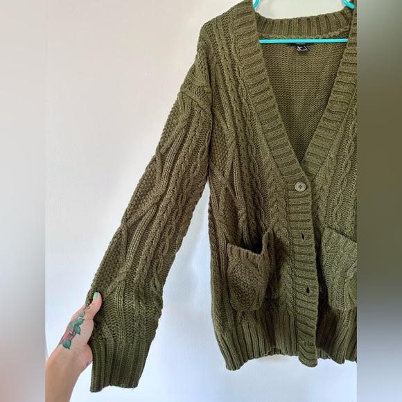 Olive Cable Knit Cardigan Sweater forever 21 thick heavy soft - Picture 2 of 5